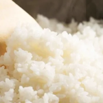 100 Giá gạo tấm ODE / OEM Gạo thực phẩm ngon HALAL BRCGS HACCP ISO 22011 Nhà sản xuất đóng gói chân không Châu Á